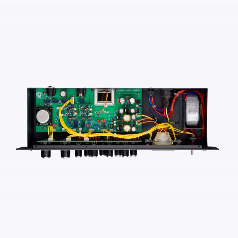 Black Lion Audio Eighteen 1-Channel Channel Strip with Input / Output CineMag Transformers 