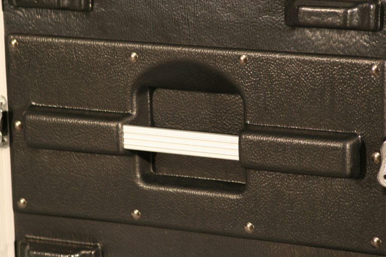 Gator GR8L 8U Audio Rack 19inch Deep Standard Molded Rack Case