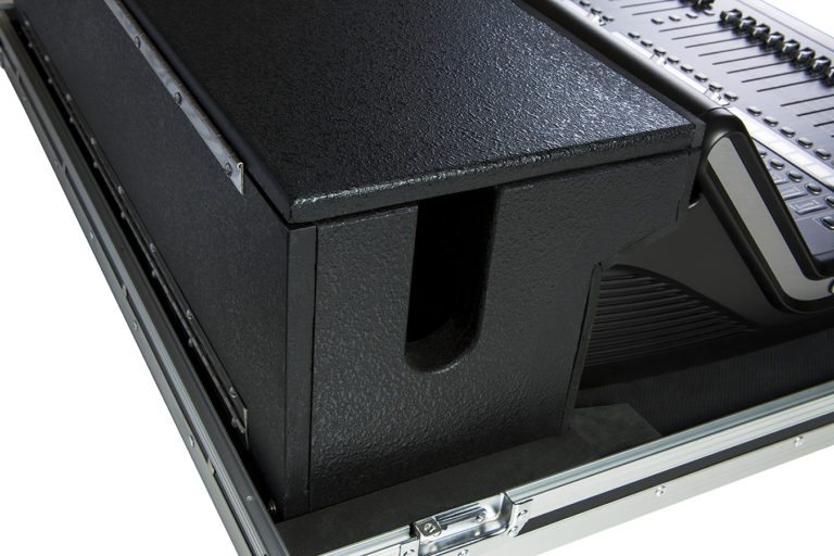 Gator GTOUR-M32 G-Tour Series Large Format Mixer Case 