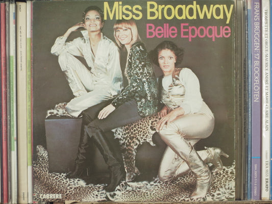 Miss Broadway | Rectangle Triangle