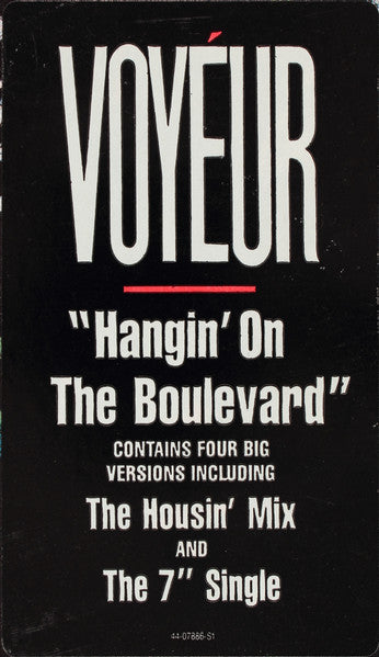 Accroché sur le boulevard Voyeur