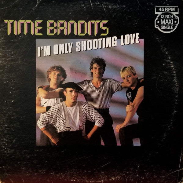 Je ne fais que photographier l'amour Bandits du temps
