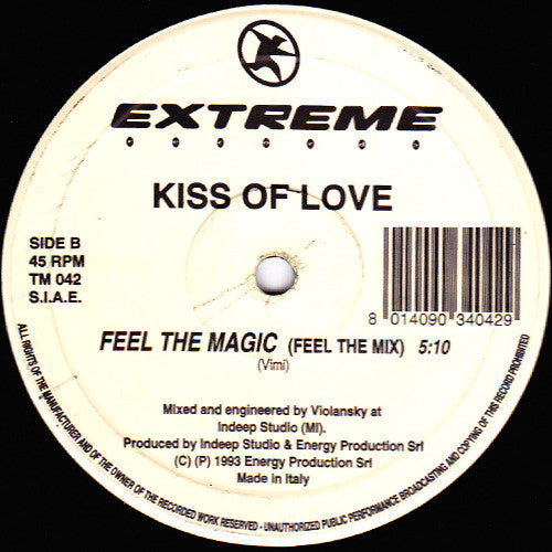 Feel The Magic Kiss Of Love
