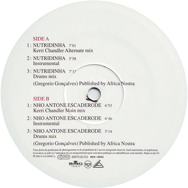 Nutridinha / Nho Antone Escaderode | Rectangle Triangle  