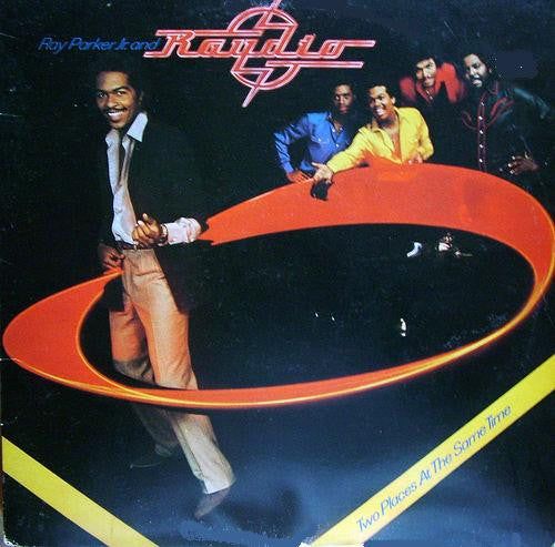 Deux endroits en même temps Ray Parker Jr., Radiodio
