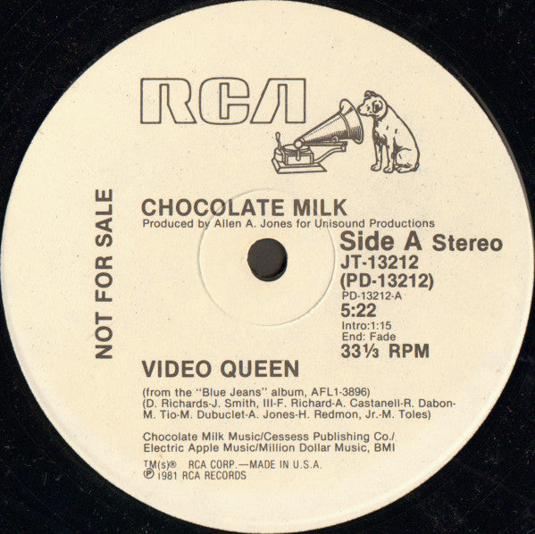 Reine de la vidéo Lait au chocolat (2)