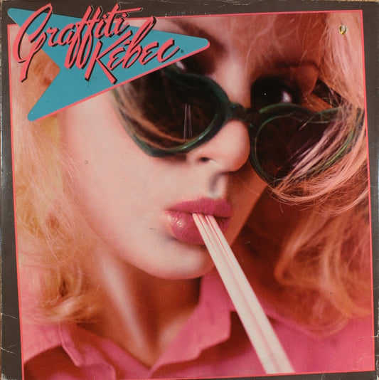 Graffiti Kébec | Rectangle Triangle  