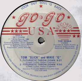 Futuristic Throwdown | Rectangle Triangle  