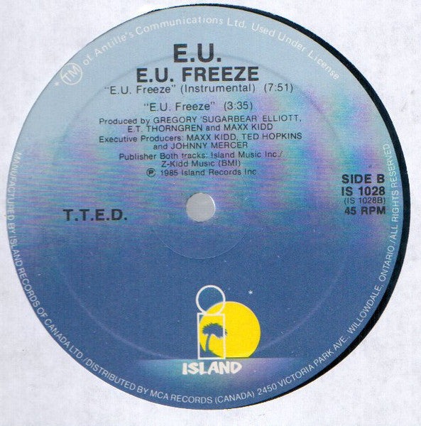 E.U. Freeze | Rectangle Triangle