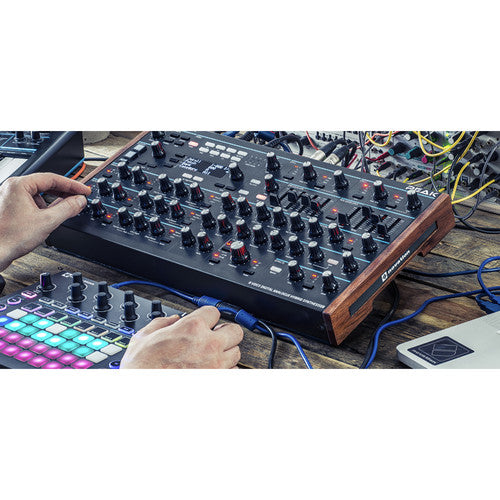 Novation Peak 8-Voice Polyphonic Synthesizer 