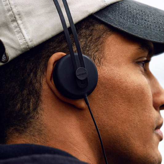 AIAIAI Tracks Headphones with One Button Remote and Microphone (Mini Jack)